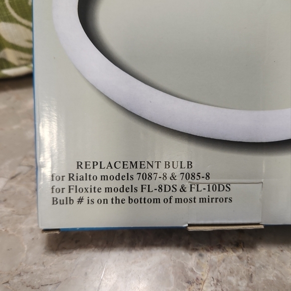 1 Replacement for FCL 22W/T5 (for LIGHT BULB / LAMP) and others Rialto/Floxite - Picture 3 of 4